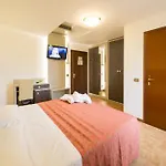 Hotel Carancini 3*