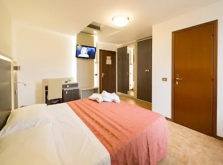 Szálloda Carancini 3*
