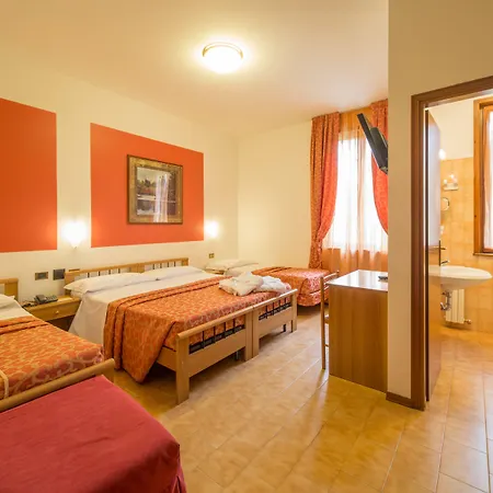 Carancini Отель Сальсомаджоре-Терме