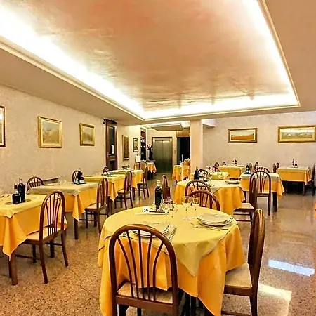 Ξενοδοχείο Carancini 3*